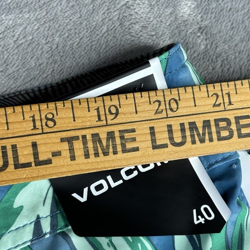 Volcom Swim Trunks Mens 40x10 Board Shorts Blue Green Polydactal New $50 - Picture 10 of 14
