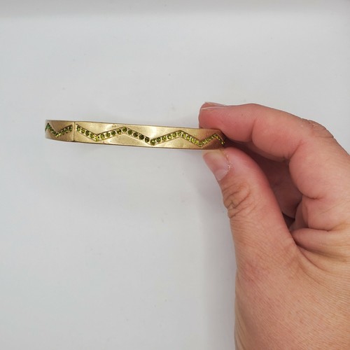 Lia Sophia Bolt Olivine Brushed Goldtone Stretch Bracelet Size M - Picture 2 of 9