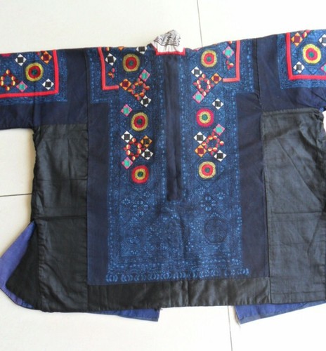 Chinese Miao people's Local Old hand embroidery Jacket Costume - Picture 12 of 12