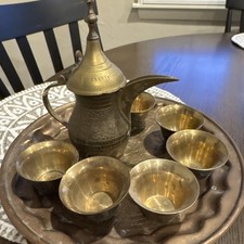 antico servizio da tè arabo in ottone