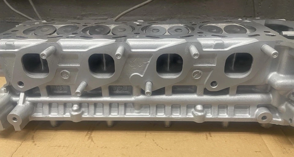 Culata Nissan Frontier 2.4 #F45 KA24-DE Altima 240SX Sentra DOHC  Foto 3 de 4