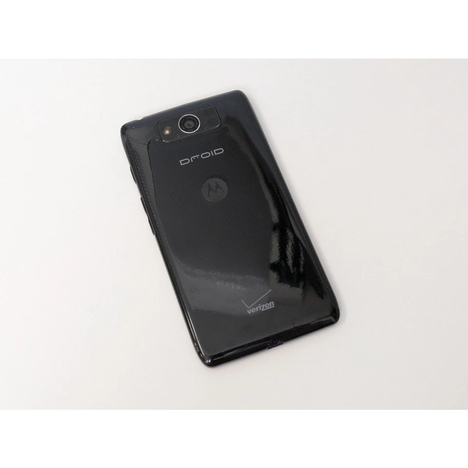 Motorola Droid Ultra - 16GB - Black - Verizon - USED - Image 3 of 4