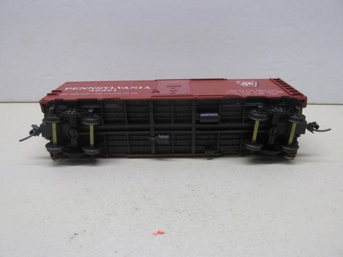 PENNSYLVANIA- CAR #30561- HO SCALE - Picture 5 of 5
