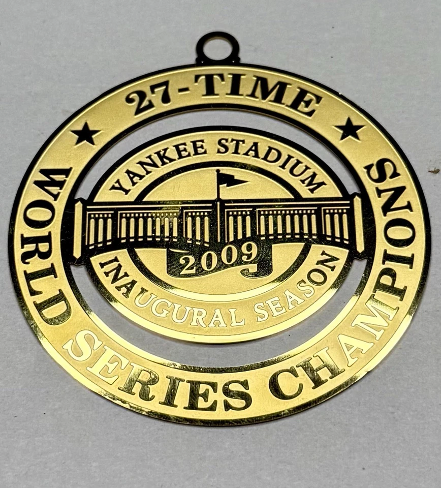 Adorno de la temporada inaugural del Yankee Stadium 2009 - 27 veces campeón de la Serie Mundial Foto 2 de 4