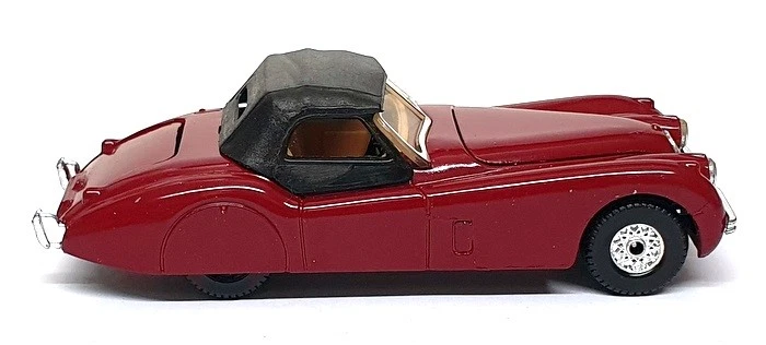 Corgi 11.5cm Long Diecast 819 - Jaguar XK120 - Maroon - Image 3 of 4