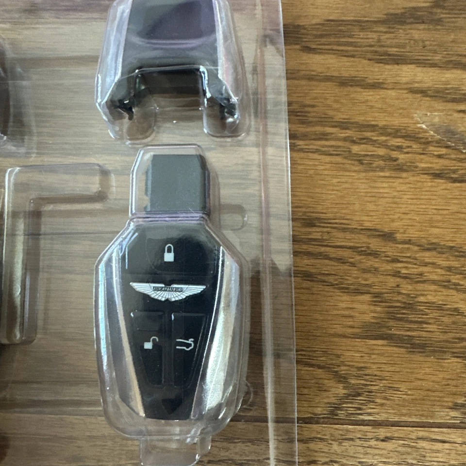 ASTON MARTIN DB11 MANDO A DISTANCIA LLAVE INTELIGENTE FCC: OHT3731465 HY53-15K601-DE 3-BTN ¡NUEVO! Foto 3 de 4