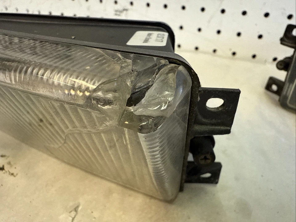 Faros antiniebla izquierda y derecha BMW Z3 1996-2002 Foto 3 de 4