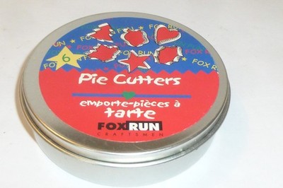 VTG 6 Mini Pie Cutters Metal Tin Fox Run Craftsman Tree Leave Heart Star Clover