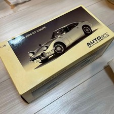 AUTOart 1/18 TOYOTA 2000 GT COUPE green 866749