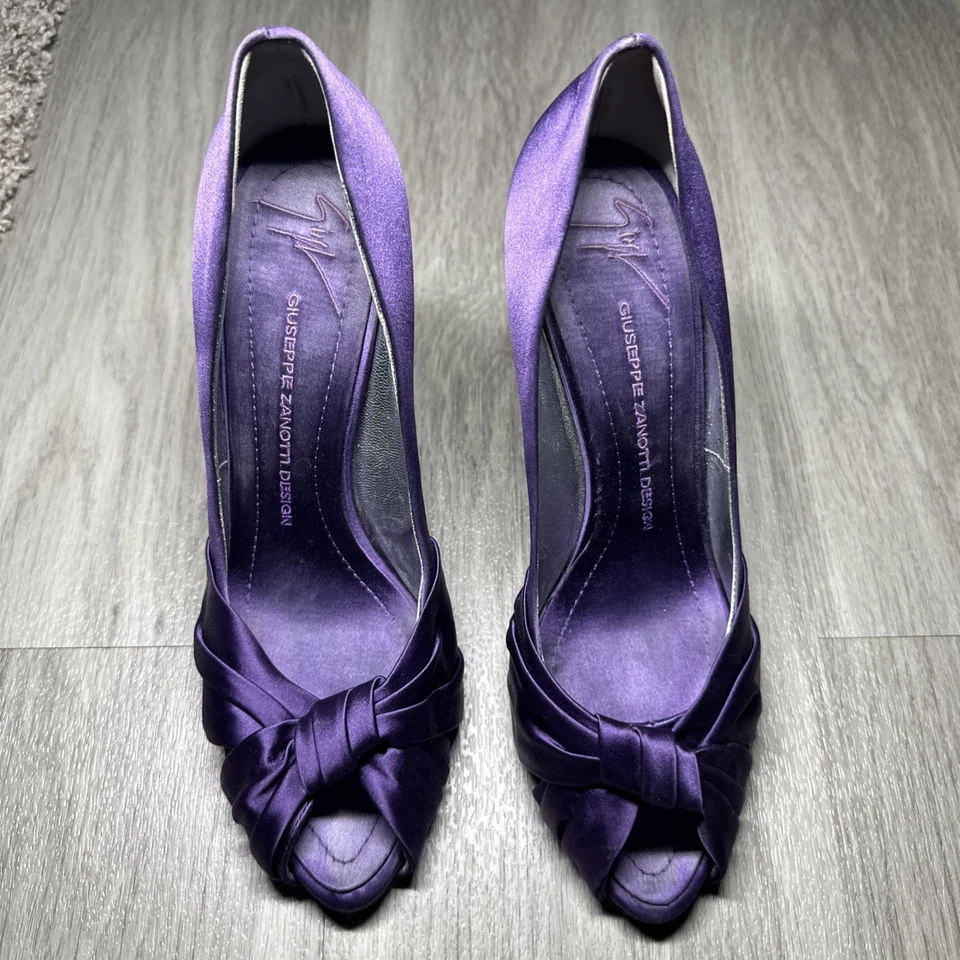 GIUSEPPE ZANOTTI Mujer Púrpura Terciopelo Punta Abierta Tacones de Bomba EURO 40 Foto 2 de 4