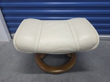 Ekornes Stressless Vanilla Cream Colored Leather Ottoman  Tilt Function  Teak
