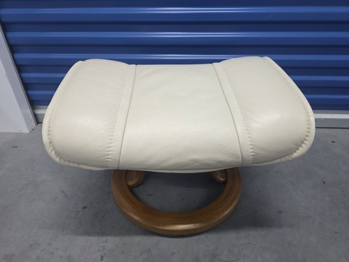 Ekornes Stressless Vanilla Cream Colored Leather Ottoman | Tilt Function | Teak 