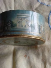 Vintage 1939 Coty Paris Air Spun Beauty Powder Box. SEALED.