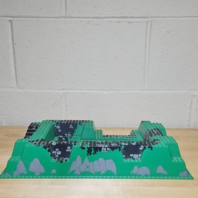 LEGO Baseplate Raised (6261px1) 32 x 48 x 6 with Center Pit with Stones (6090)