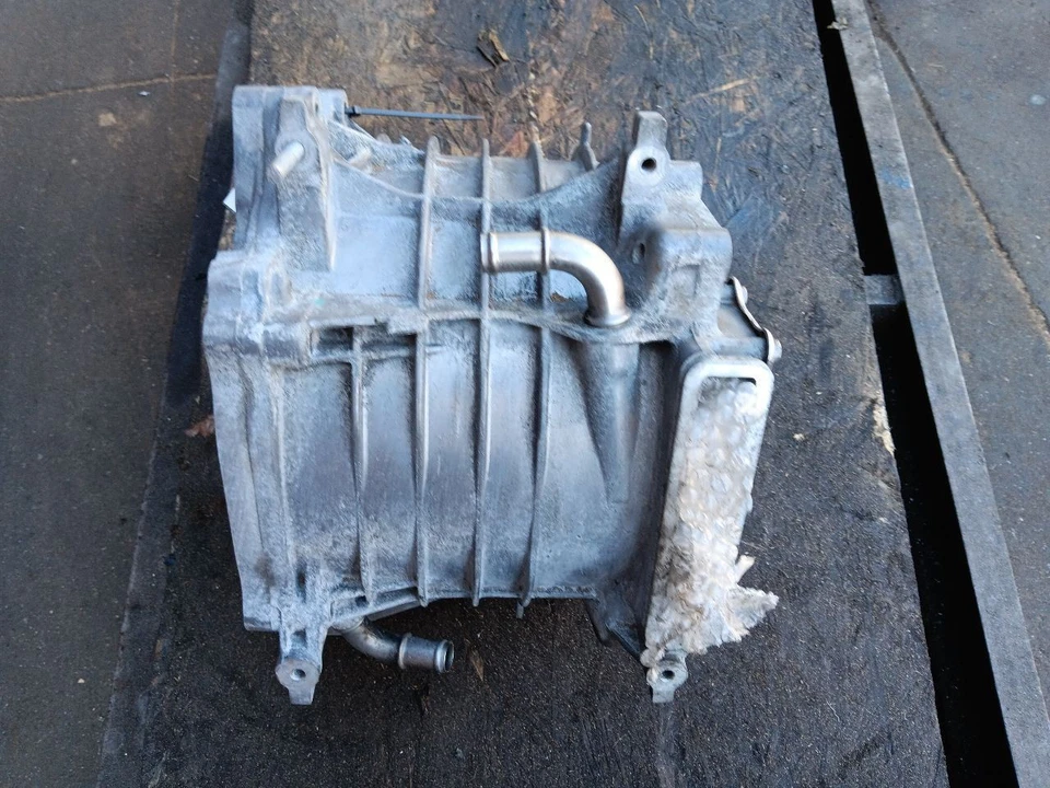 14-19 BMW i8 Front Electric Motor E Drive Generator 12358629048 - Image 3 of 4