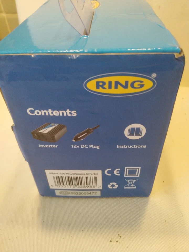 Ring Automotive RINVU150 12V 230V AC 150W In Car Invertor With USB Single - Image 3 of 4