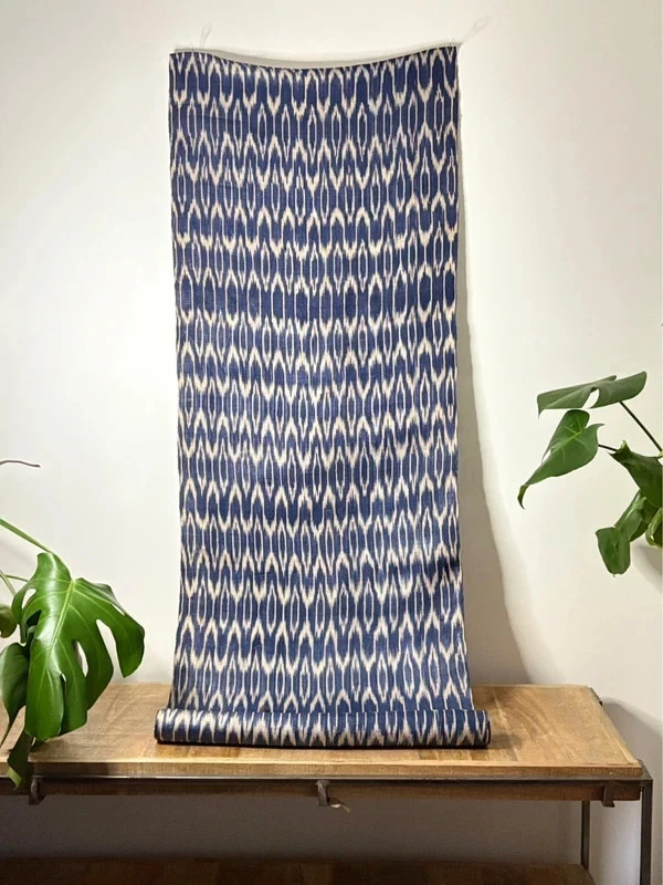 Rouleau de Tissu Style Ikat - Imprimé Bleu - 4 m - Dans l'esprit de Peter Dunha - Photo 2/4