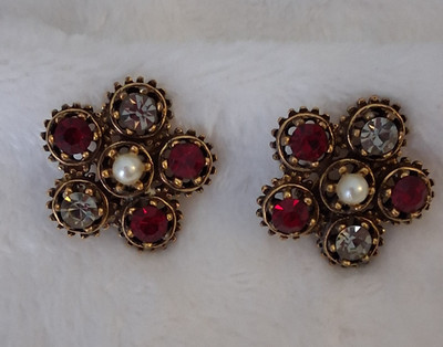 Vintage TARA Traditiona Red/Gray Crystals and Pearls, Never Worn, Very Well Made