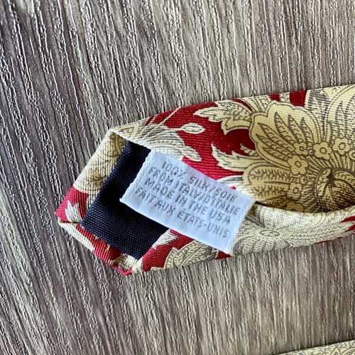 Claiborne Herren 100 % italienische Seide rot creme Blumendesign Krawatte Made in USA - Bild 5 von 5