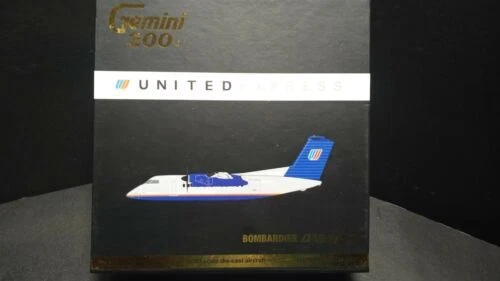 GeminiJets Diecast Aircraft & Spacecraft 2011 Vehicle Year