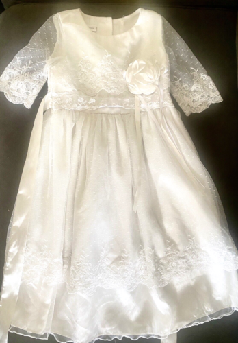 Robe blanche ivoire Bonnie Jean 5 boutons dentelle perle arc mariage de Pâques - Photo 1 sur 7