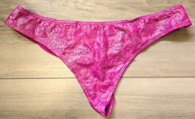 NWT Vintage Victoria's Secret Pink Shimmer Lace Strappy V-String Thong Panties M