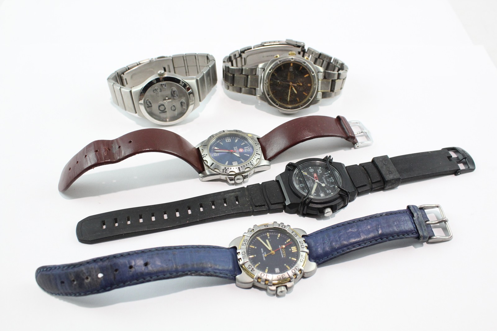 SPARES/REPAIRS Assorted Quartz Seiko Storm x Watches 5 Mens - VintageWatches.PK SPARES/REPAIRS Assorted Quartz Seiko Storm x Watches 5 Mens - vintagewatches.pk