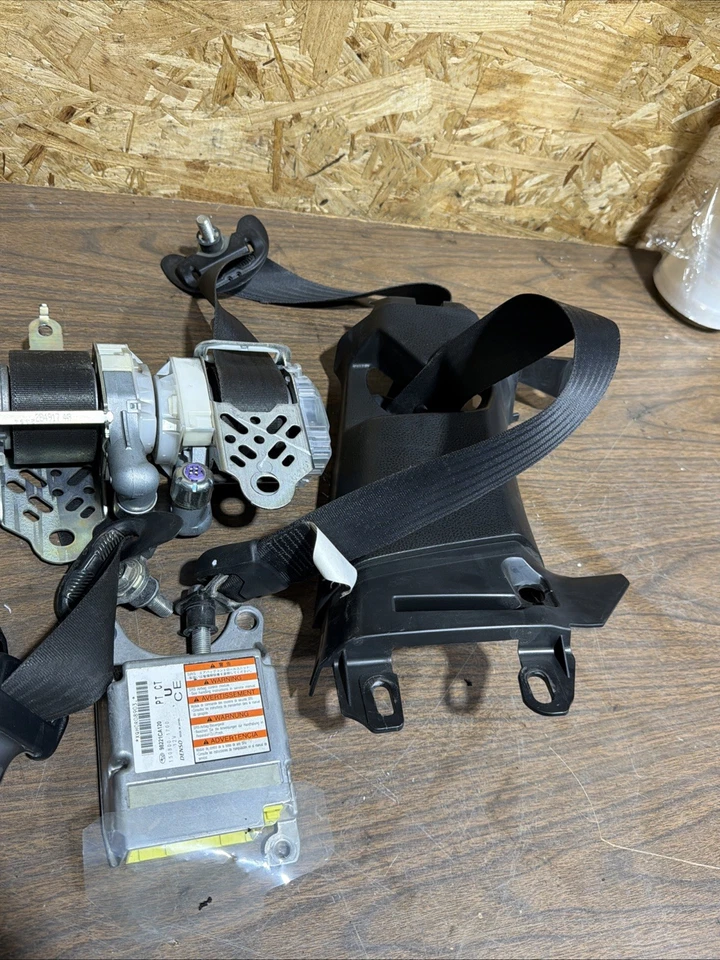 Cinturones de seguridad delanteros Scion FR-S Subaru BR-Z 2013-2020 Foto 4 de 4