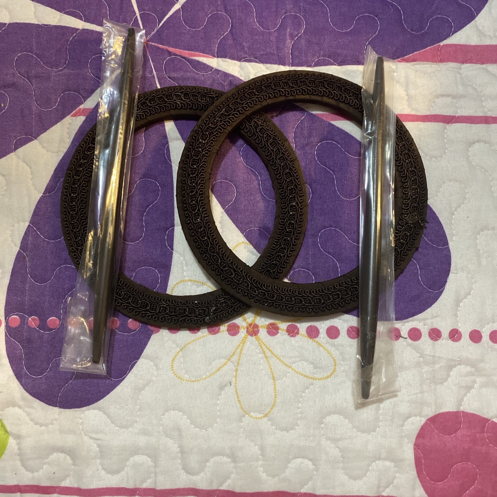 Vatican Homes Brooch Tieback Pair set of 2