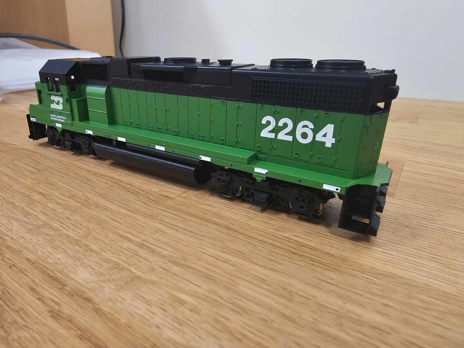 Athearn GP38-2 Burlington Northern 4601 2264 GP50 Frame - HO | eBay