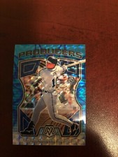 2021 Panini Mosaic Producers Blue Prizm Chipper Jones numbered 86/99 card #P7