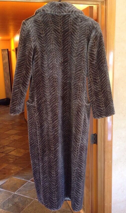 Monterey Fashions Faux Fur Women's Full Length Co… - image 4
