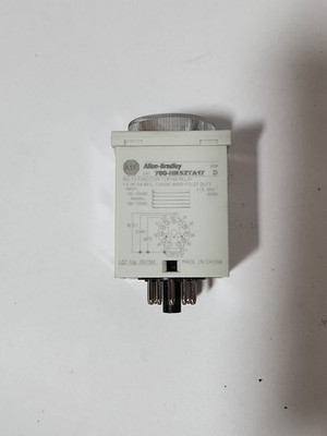Allen Bradley 700-HR52TA17 Ser. D Multi-Function Timing Relay 