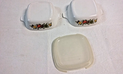 2 Corning Ware Spice of Life 1 ¾ Cup Mini Casserole Baking Dishes w Plastic Lid