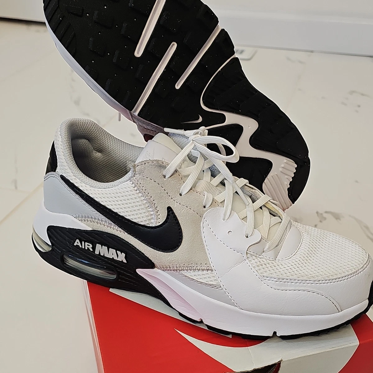 Nike Air Max Excee Men\'s Size 6.5 M - Black And White - Good Nike Air Max Excee Black Men main image 3