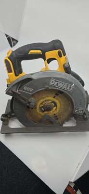 DeWalt DCS575 FlexVolt 60V Max 7-1/4