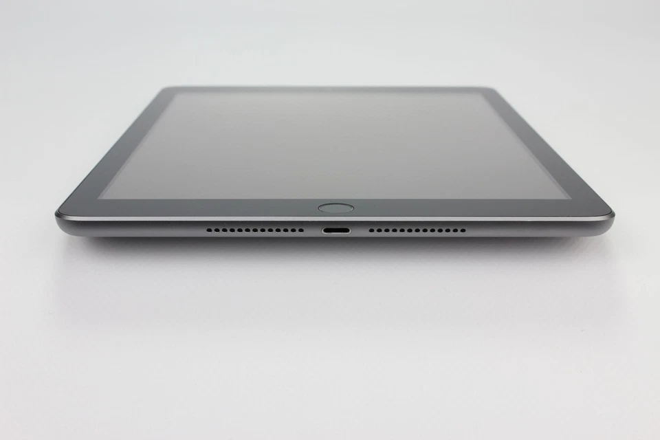 Apple iPad (5th generation) · 128GB · Cellular, Foto 3 von 5