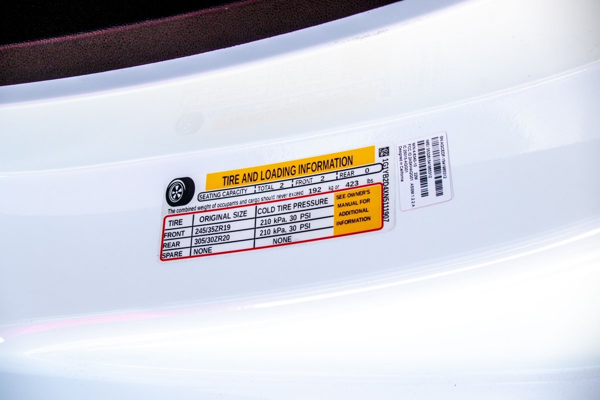 2022 Arctic White Chevrolet Corvette   | C8 Corvette Photo 10