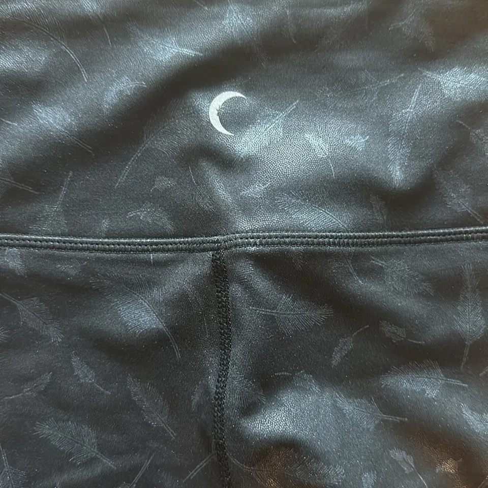 Leggings Zyia Active Cuero Pluma Ligeros N Apretados Tiro Alto Foto 3 de 4