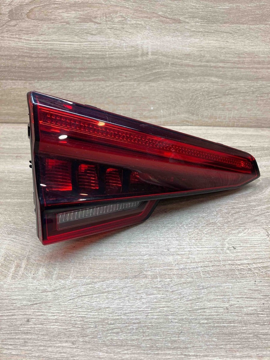 8W5945093A 2SK012247 03 Hella Audi A4 Heck Lampe Lampen Leuchten 