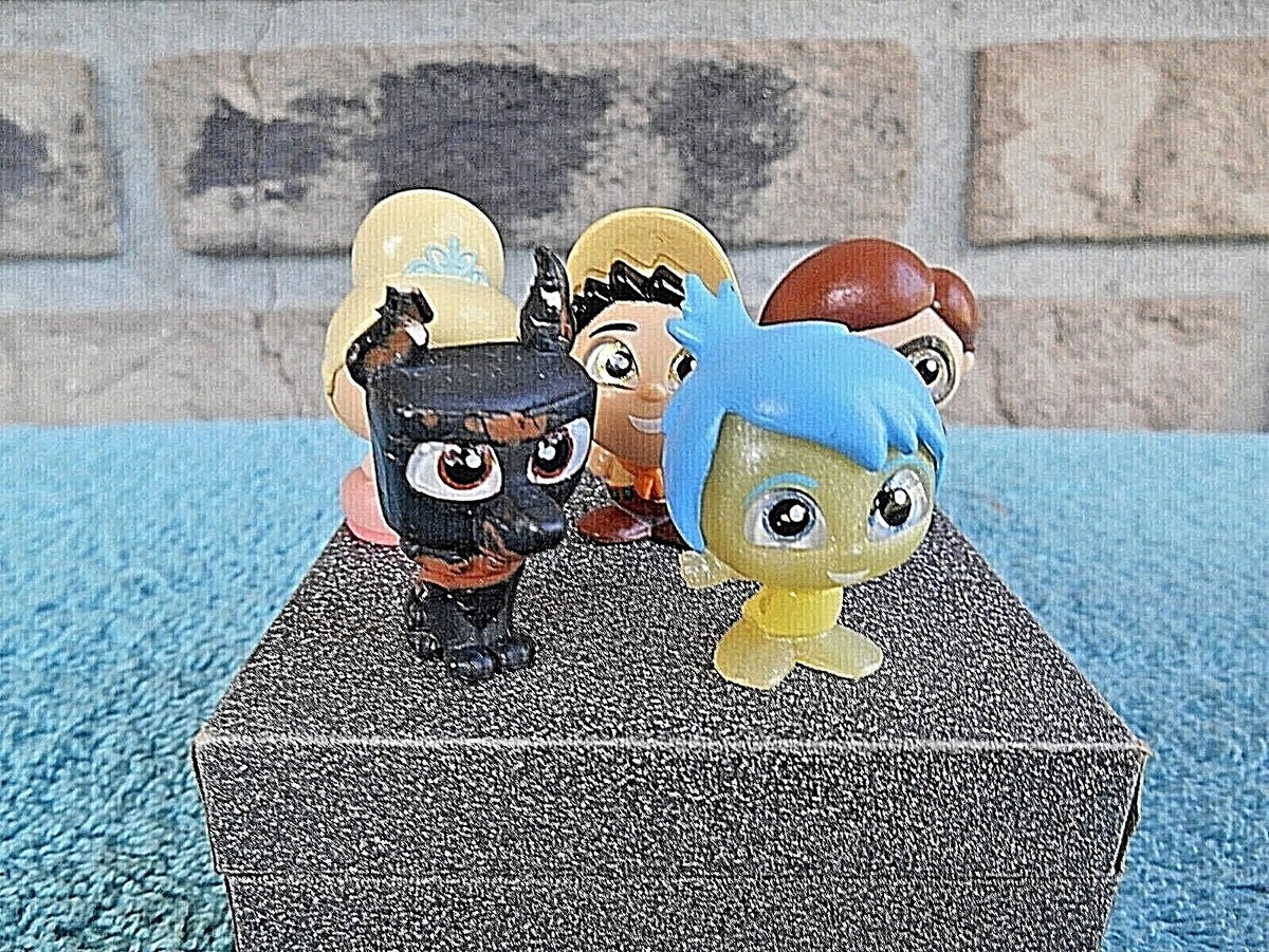 LOT OF 5 JUST PLAY JP / CHINA DISNEY HARD PLASTIC FIGURES 1 LOT OF 5 JUST PLAY JP / CHINA DISNEY HARD PLASTIC FIGURES 1