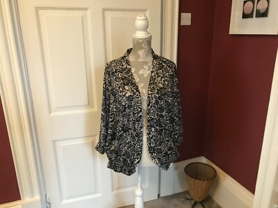  LADIES  SIZE MEDIUM JACKET CLEMENTS RIBEIRO