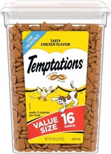 TEMPTATIONS Classic Crunchy and Soft Cat Treats Tasty Chicken Flavor