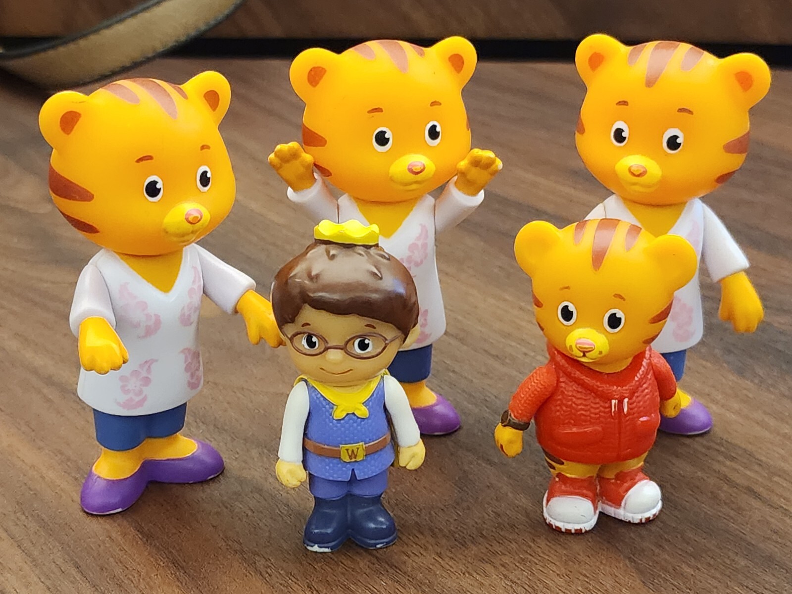 Daniel Tiger's Neighborhood Mom Collette Daniel Prince Figure JAKKS ...
