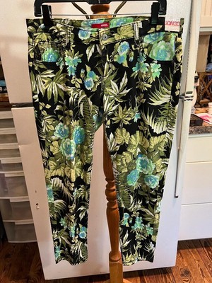 BONGO Womens Cropped Jeans Sz 9 Black W/ Green Multi Floral Pattern NEW