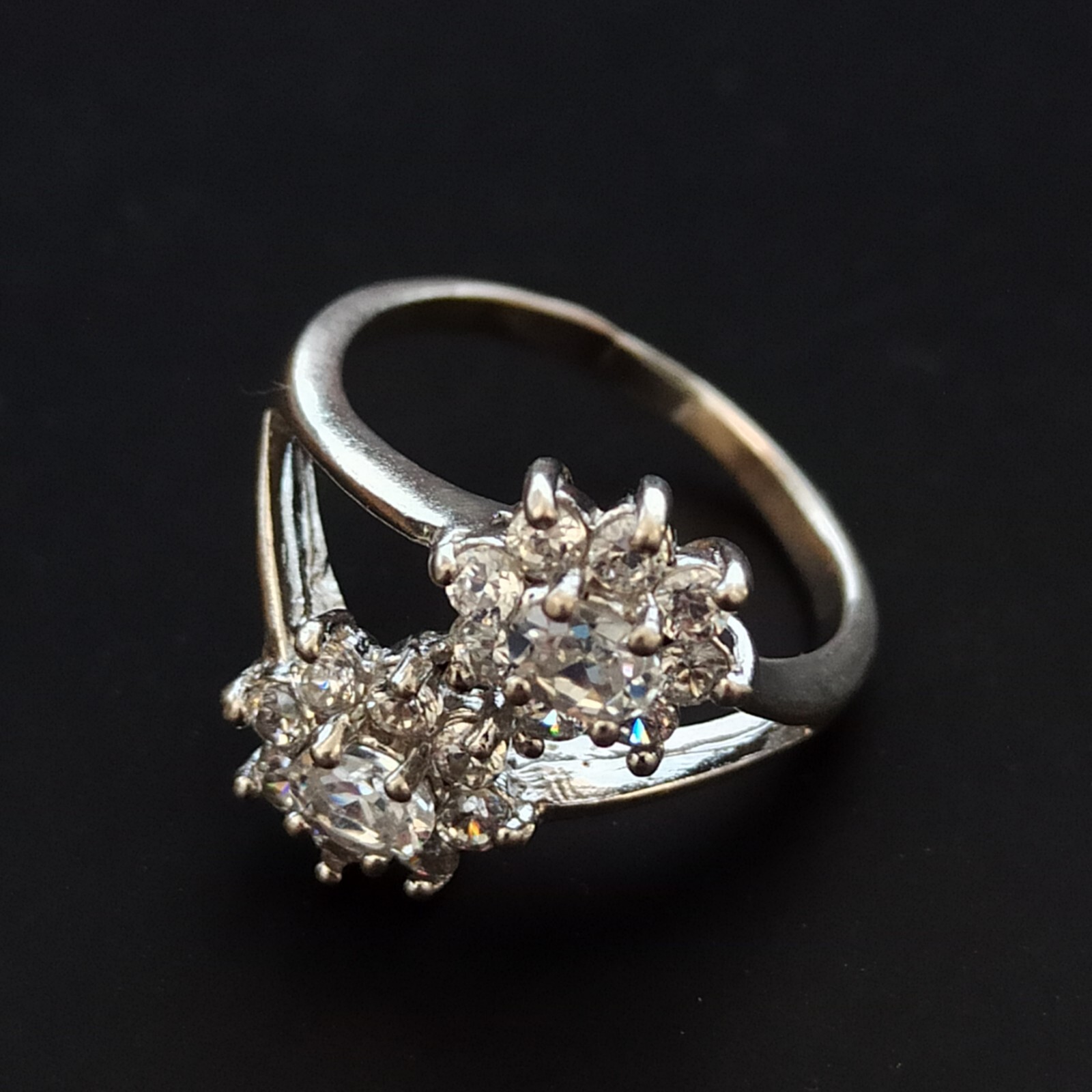 Silver Ring Simulated Diamonds Double Flower Time… - image 9