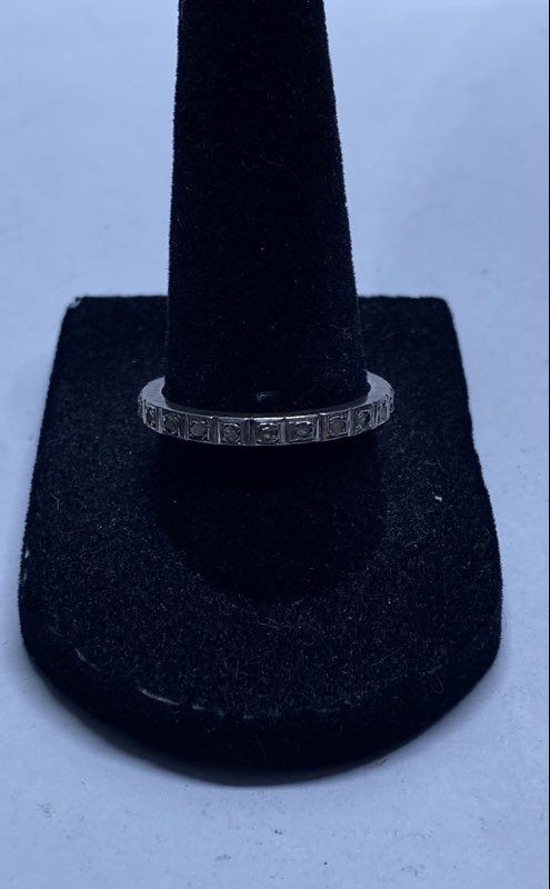 925 Silver Eternity Band Ring Clear Stone Size 7.75 Stackable 2.6g