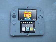 Nintendo 2DS White & Red + Original Charger & Game | Great Condition