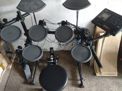 E-Drumm Yamaha DTX super zum Proben oder auch Life Auftritte