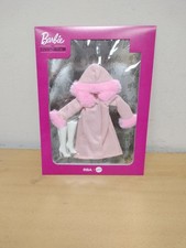FASHION AVENUE. 38. BARBIE THE FASHION COLLECTION SPECIAL EDITION DRESSES